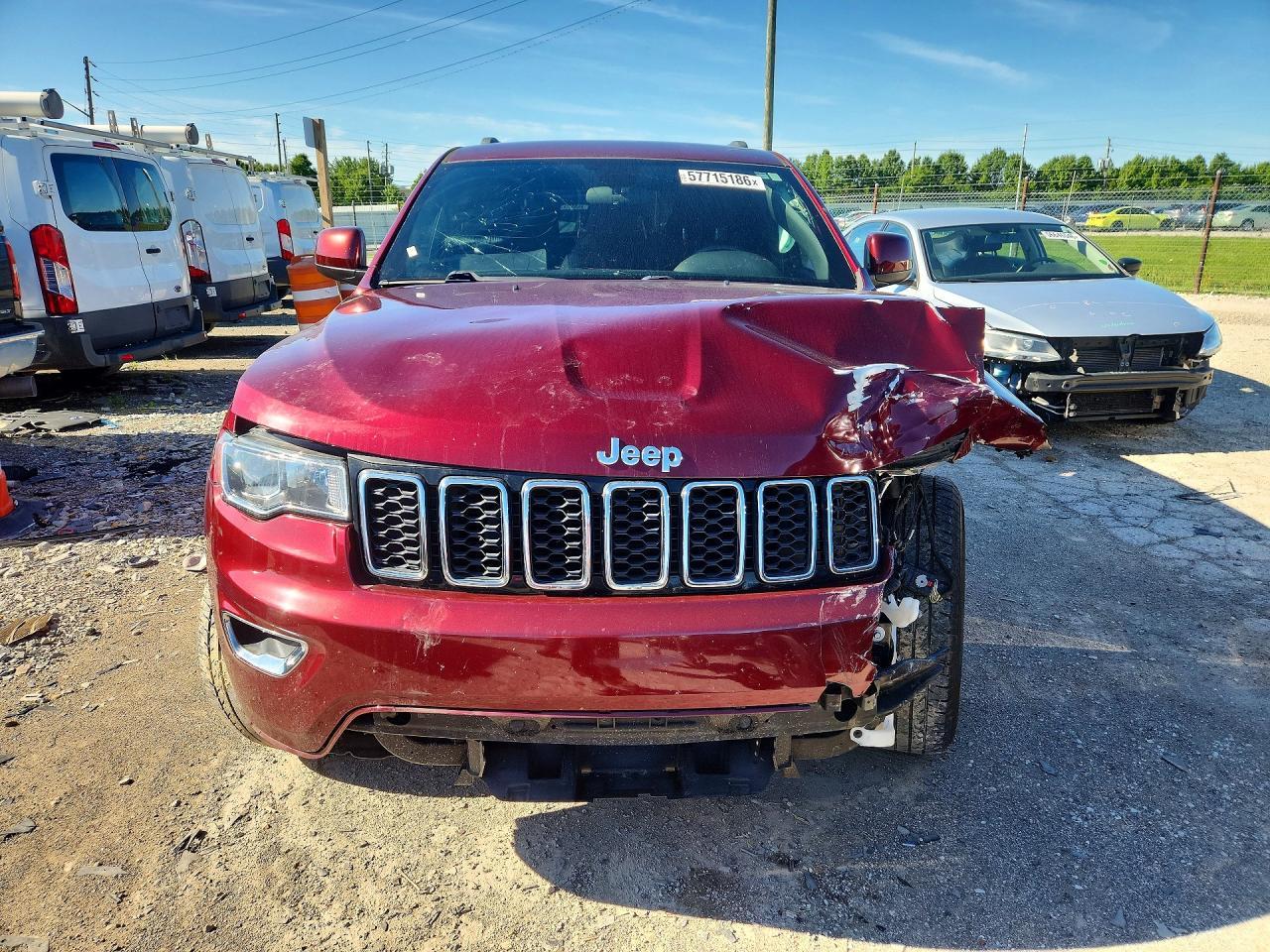 2018 Jeep Grand Cherokee Laredo - Image 5