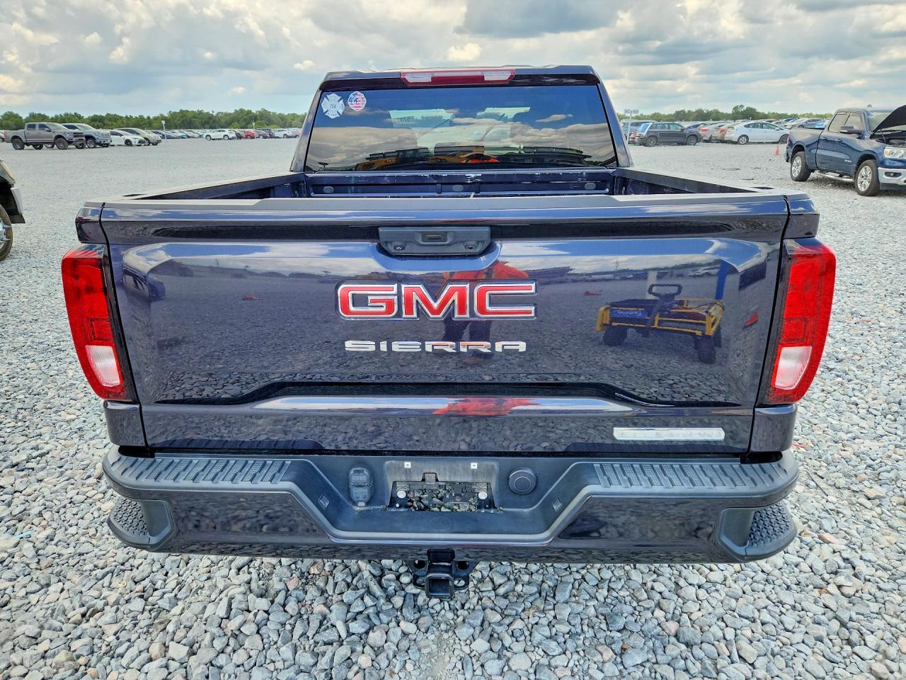 2023 GMC 1500 - Фото 6