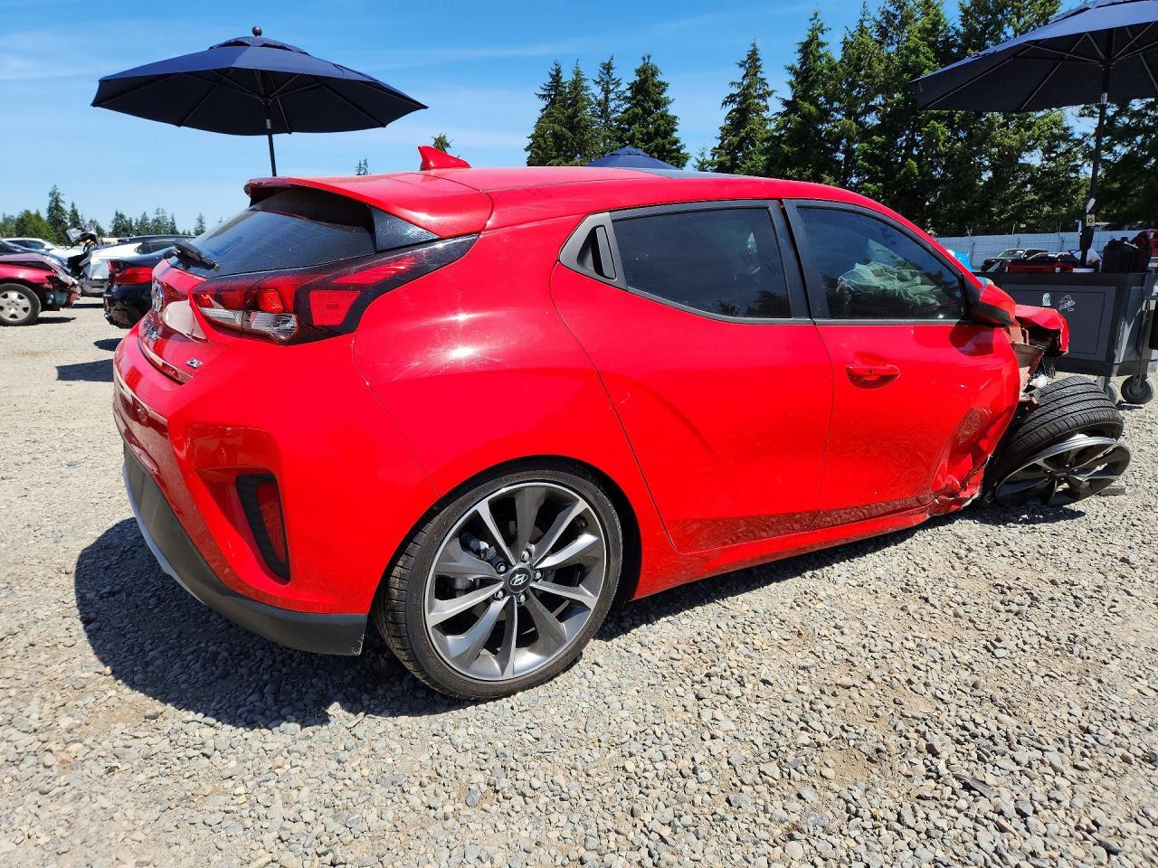 2021 Hyundai Veloster 2.0L Premium - Фото 3