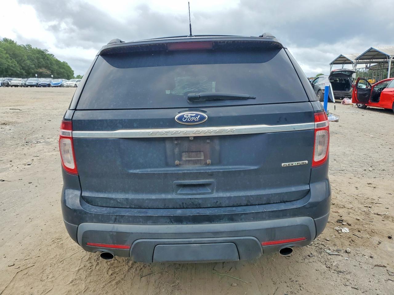 2014 Ford Explorer - Image 6