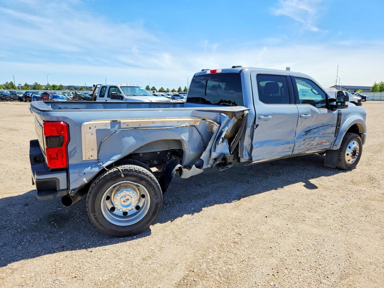2026 Ford F450 Super Duty - Фото 3