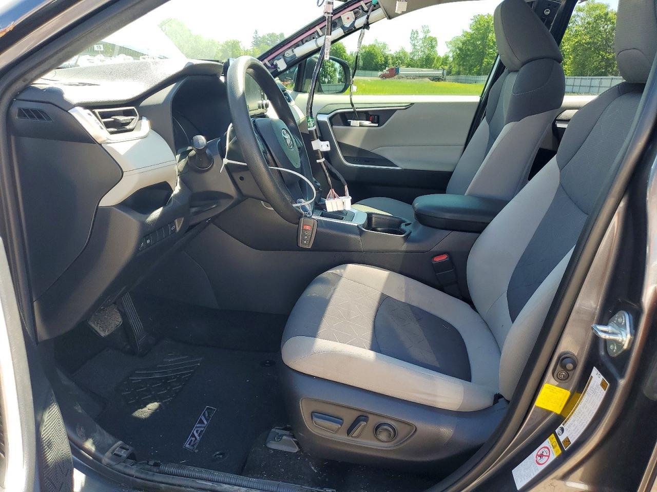 2019 Toyota Rav4 Xle - Image 7
