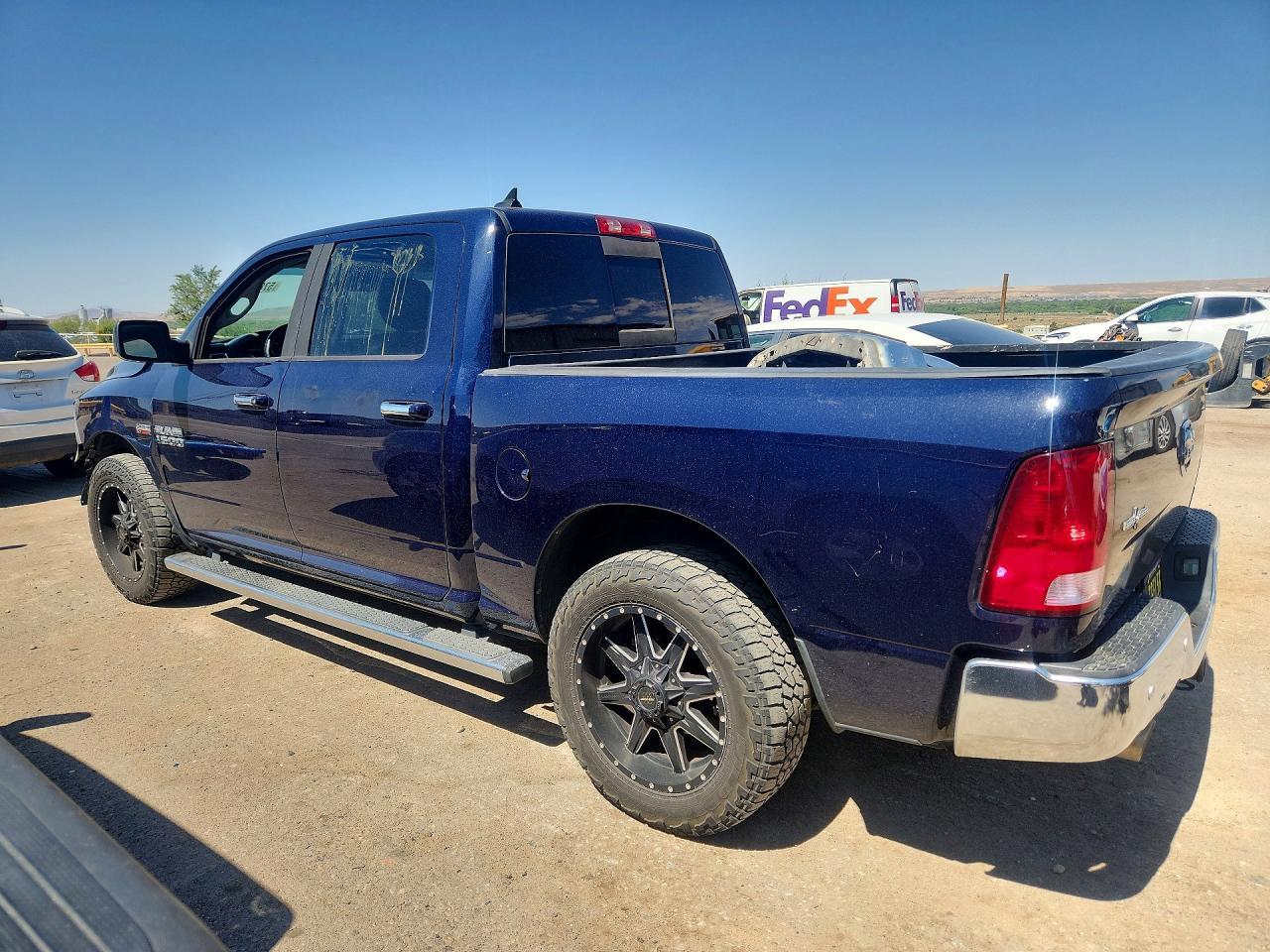 2015 Ram 1500 Slt - Image 2