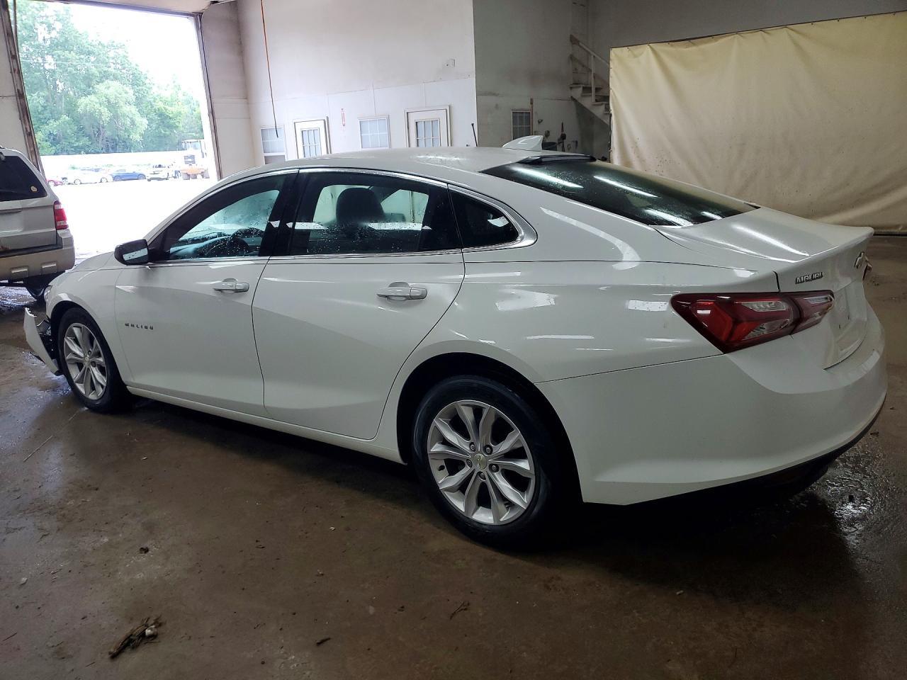 2019 Chevrolet Malibu Lt - Фото 2