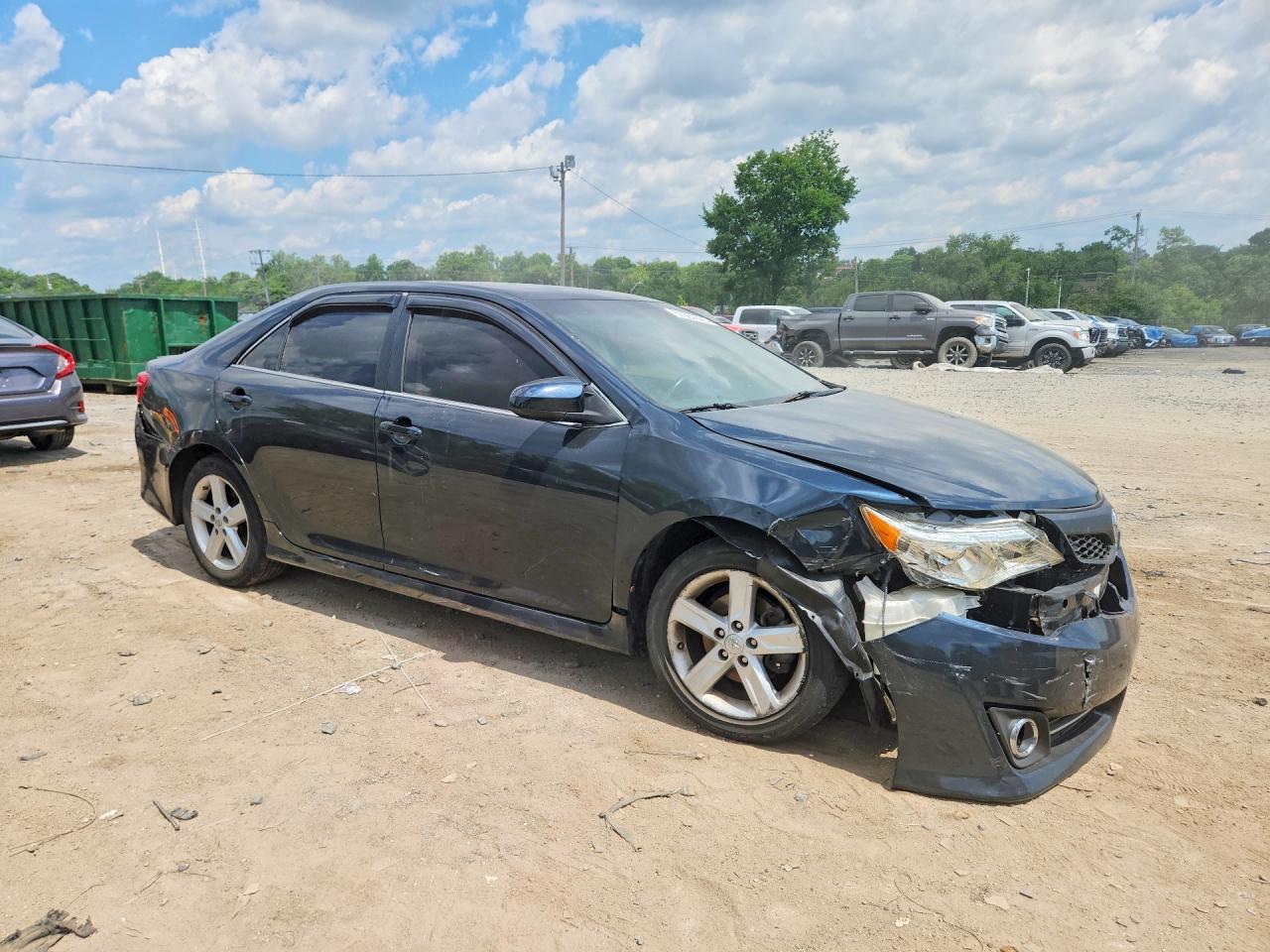2013 Toyota Camry Se - Фото 4