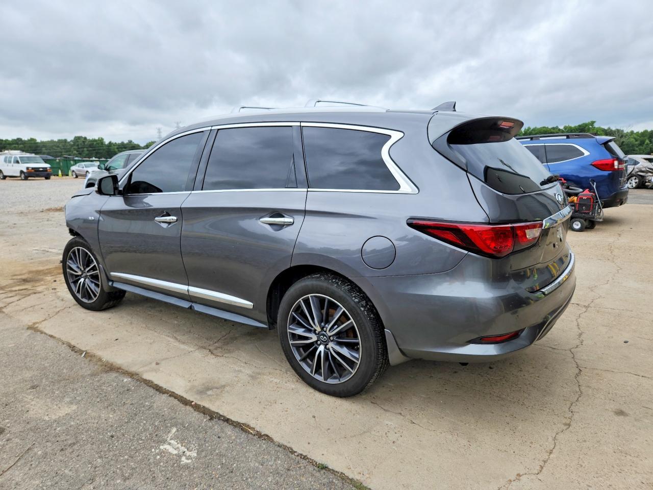 2017 Infiniti Qx60 Base - Фото 2