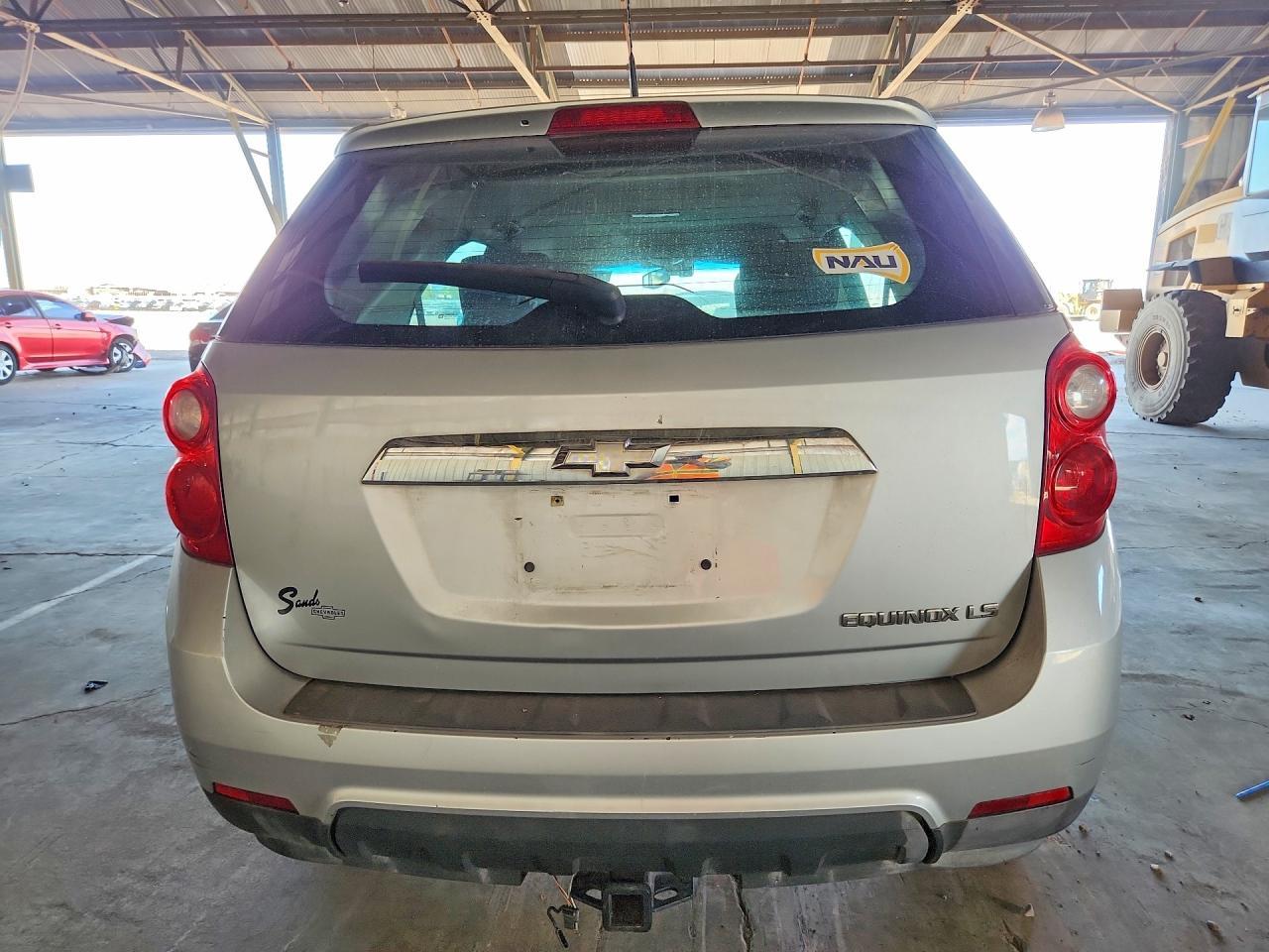 2010 Chevrolet Equinox Ls - Image 6