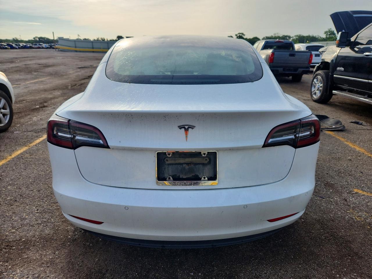 2021 Tesla Model 3 - Фото 6
