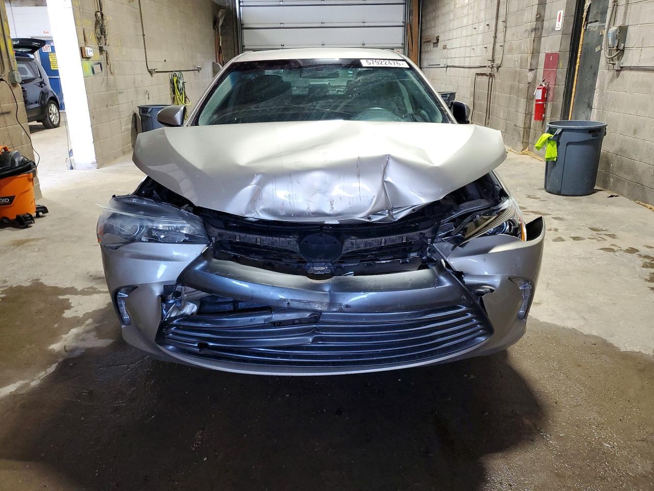 2016 Toyota Camry Le - Image 5