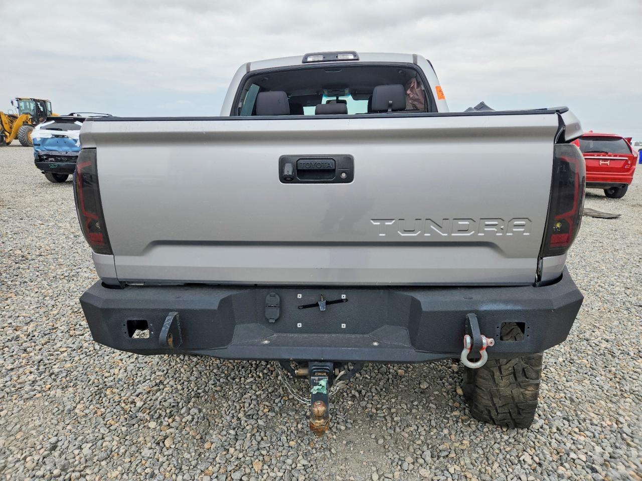 2014 Toyota Tundra Crewmax Sr5 - Фото 6