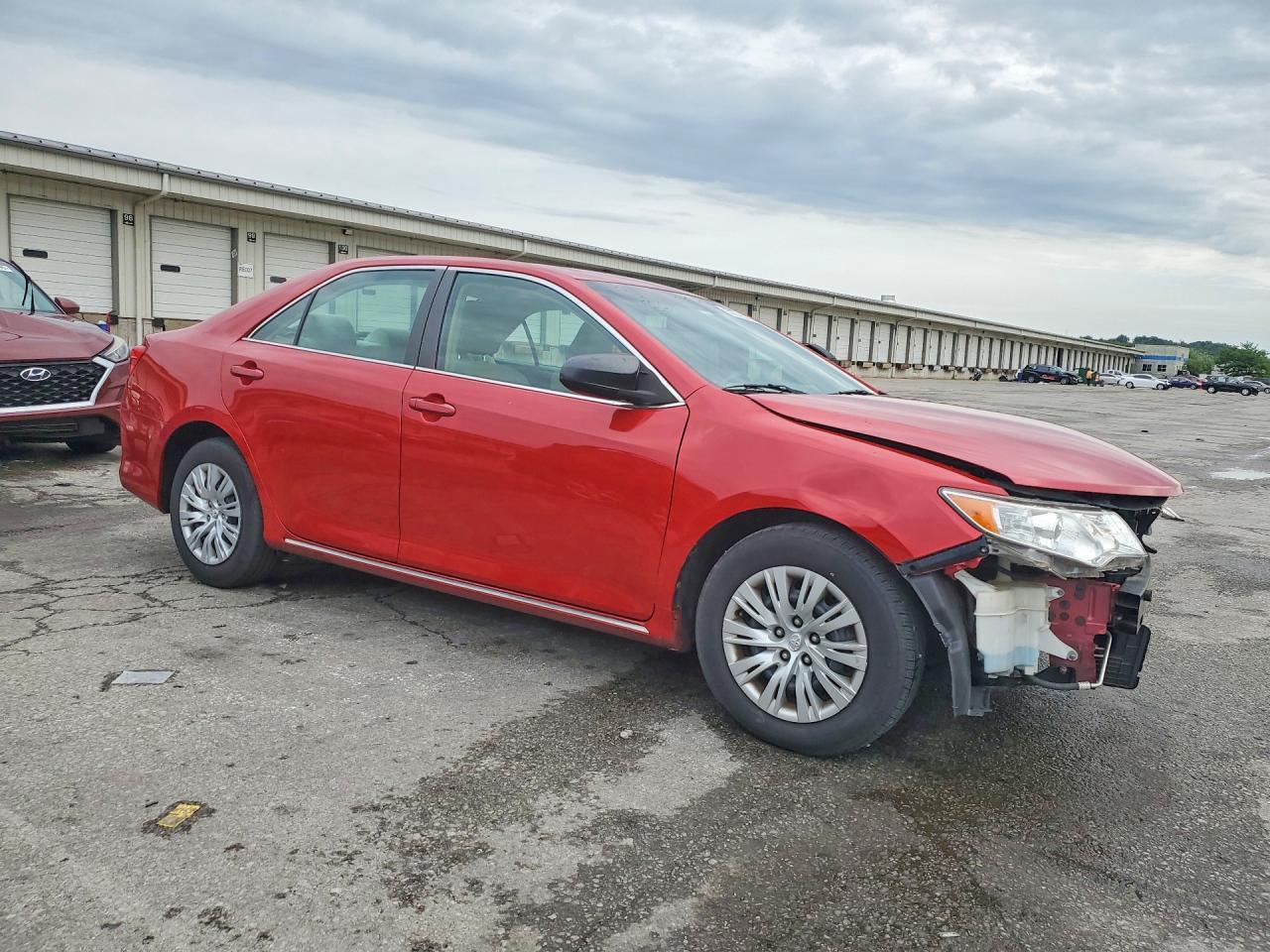 2012 Toyota Camry Le - Image 4
