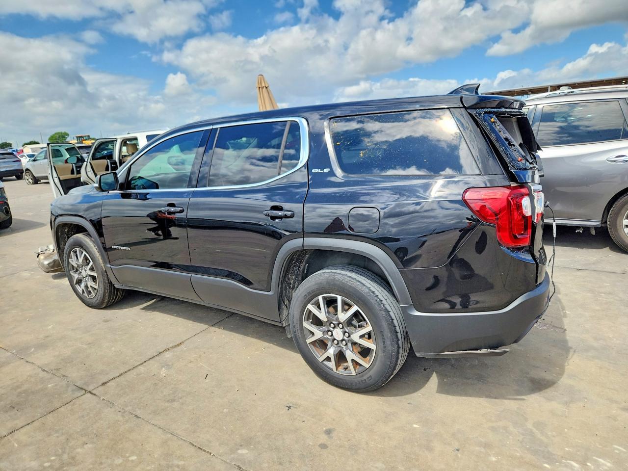 2023 GMC Acadia Sle - Фото 2