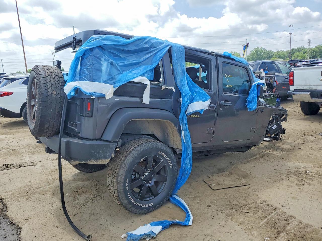 2016 Jeep Wrangler Unlimited Sport - Фото 3