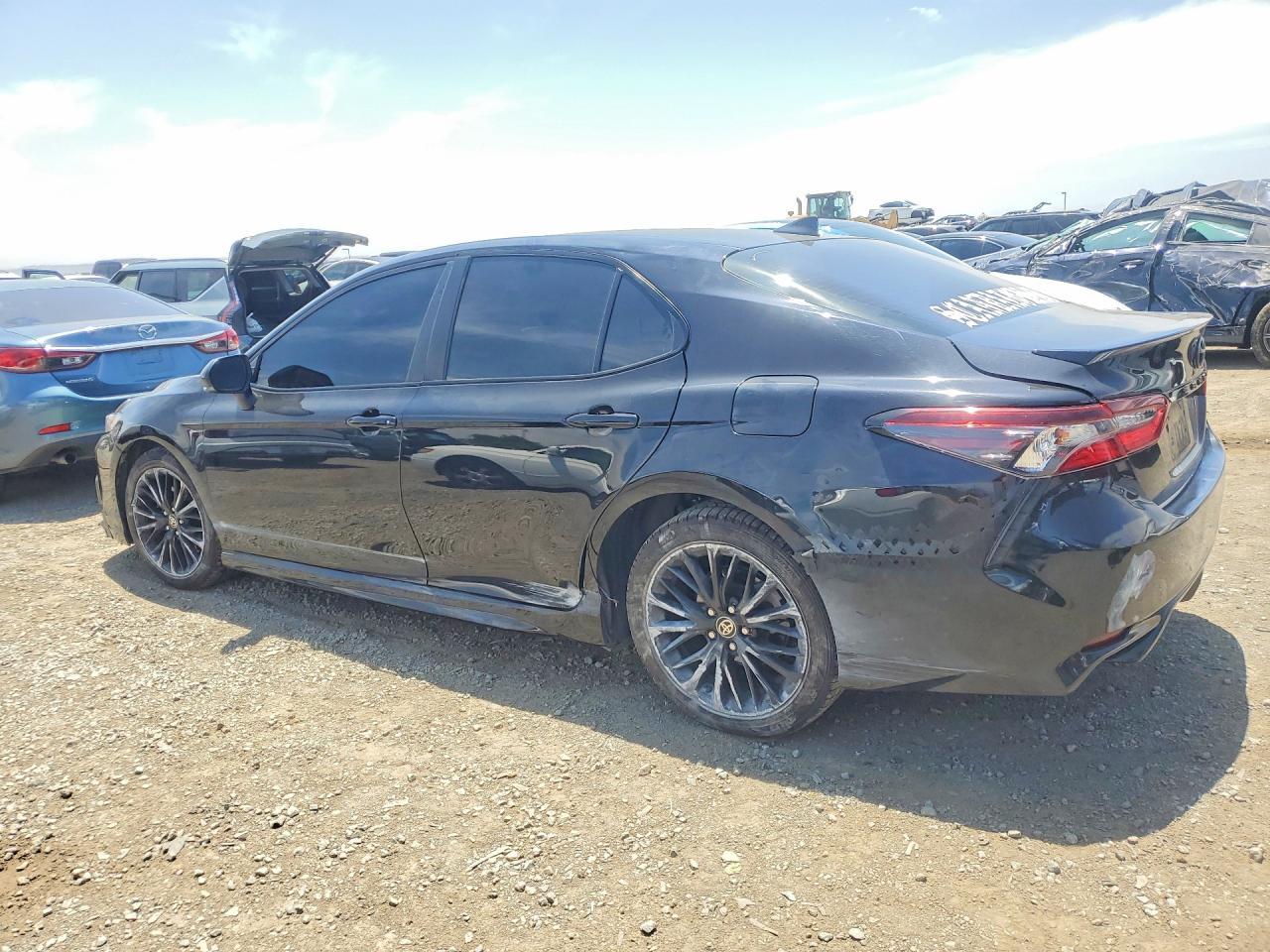 2021 Toyota Camry Se Nightshade - Фото 2
