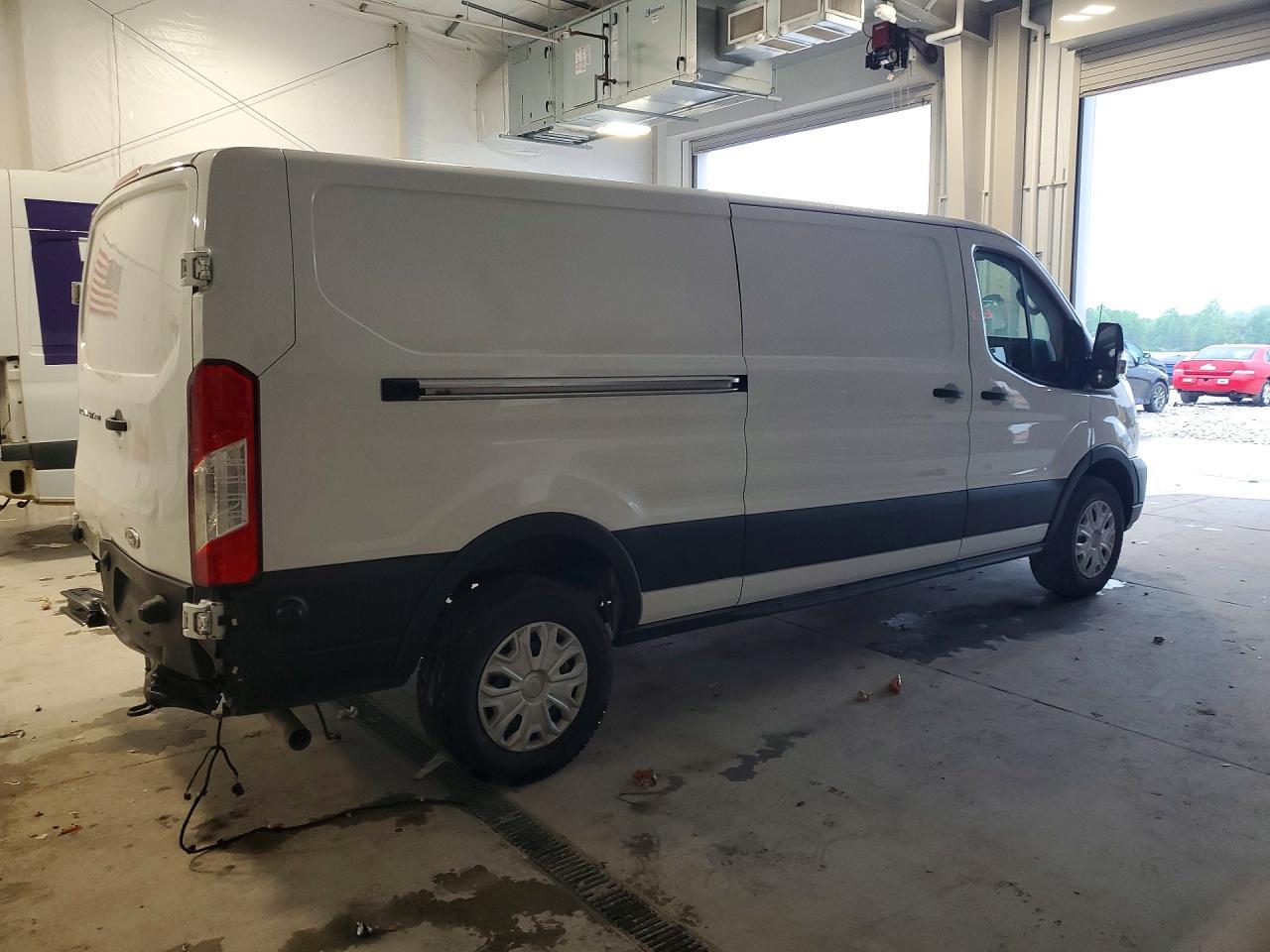 2024 Ford Transit T-250 - Image 3