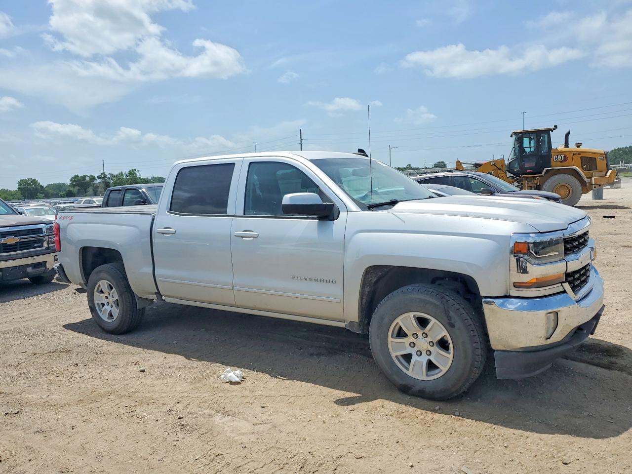 2017 Chevrolet Silverado K1500 Lt - Image 4