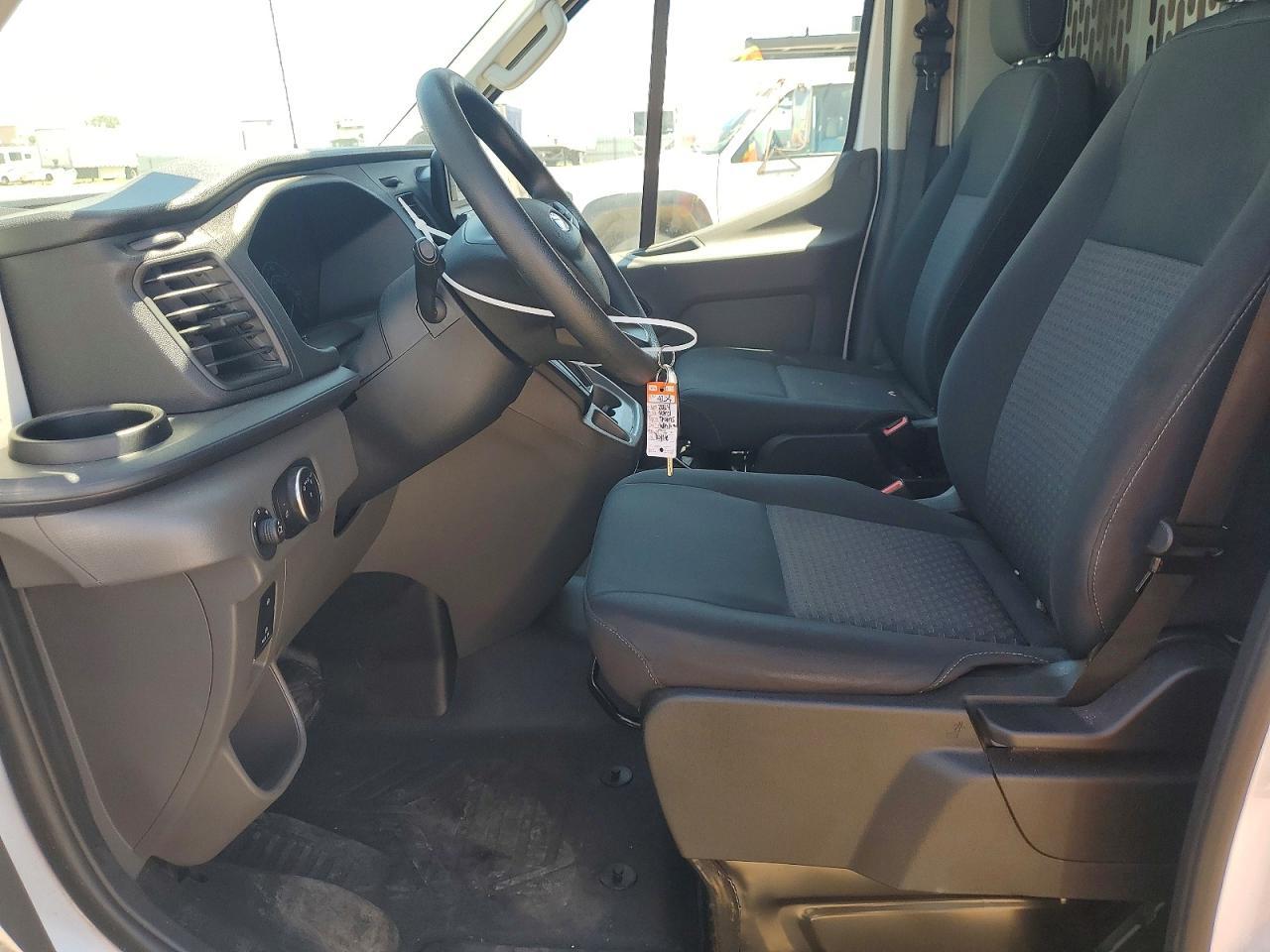 2024 Ford Transit T-250 - Фото 7