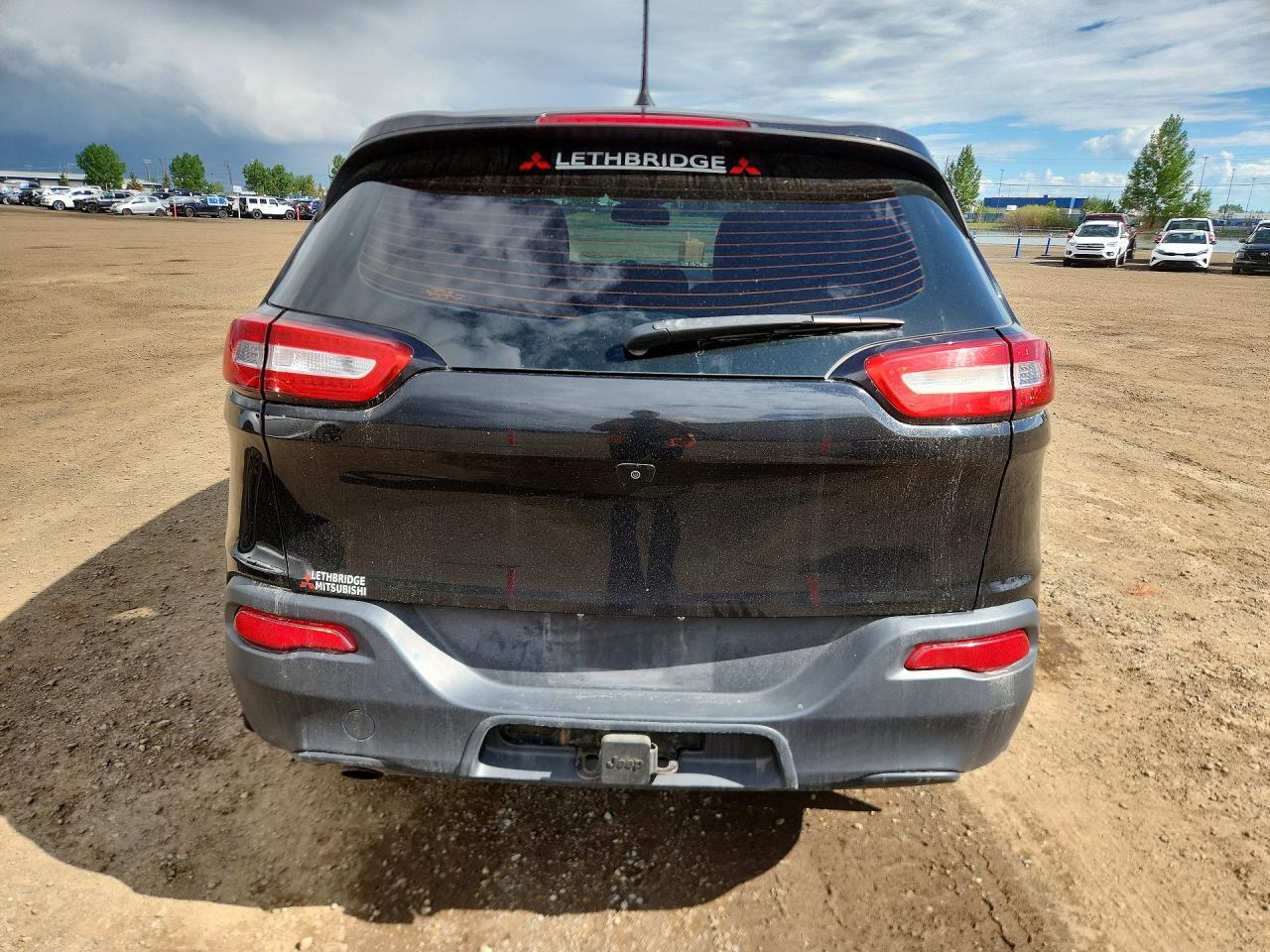 2016 Jeep Cherokee Sport - Image 6