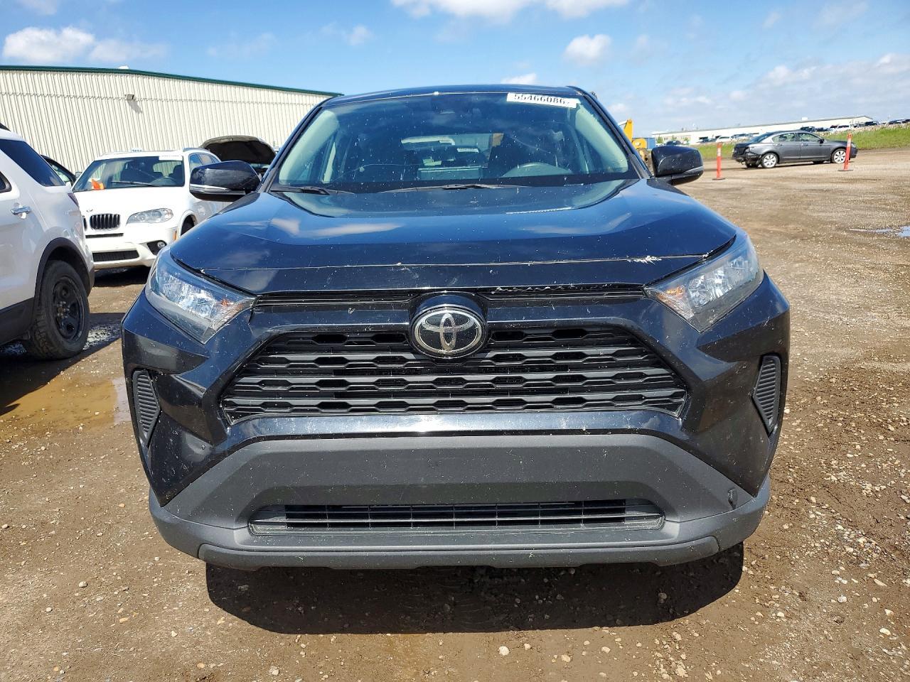 2023 Toyota Rav4 Le - Image 5