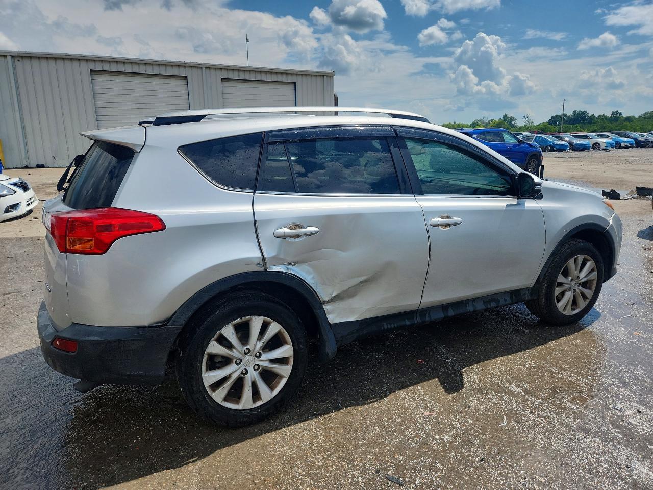 2013 Toyota Rav4 Limited - Image 3