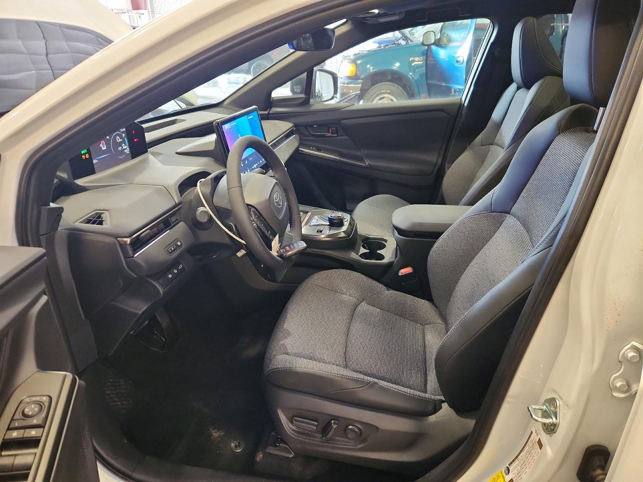 2026 Toyota Bz Xle - Фото 7