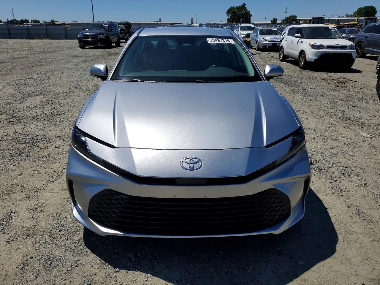 2025 Toyota Camry Le - Фото 5