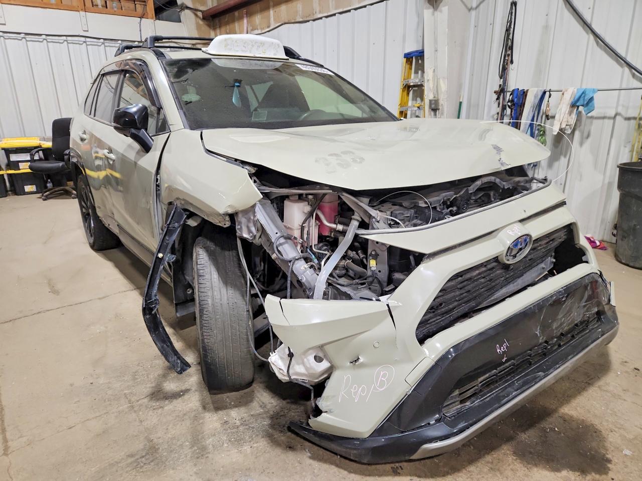 2023 Toyota Rav4 Hybrid Xse - Фото 4