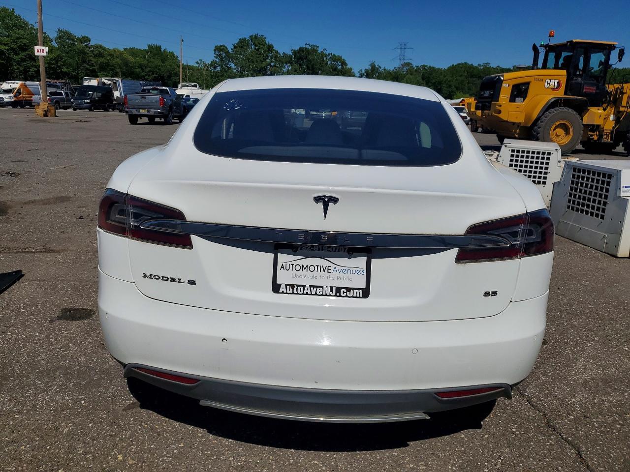 2014 Tesla Model S - Фото 6