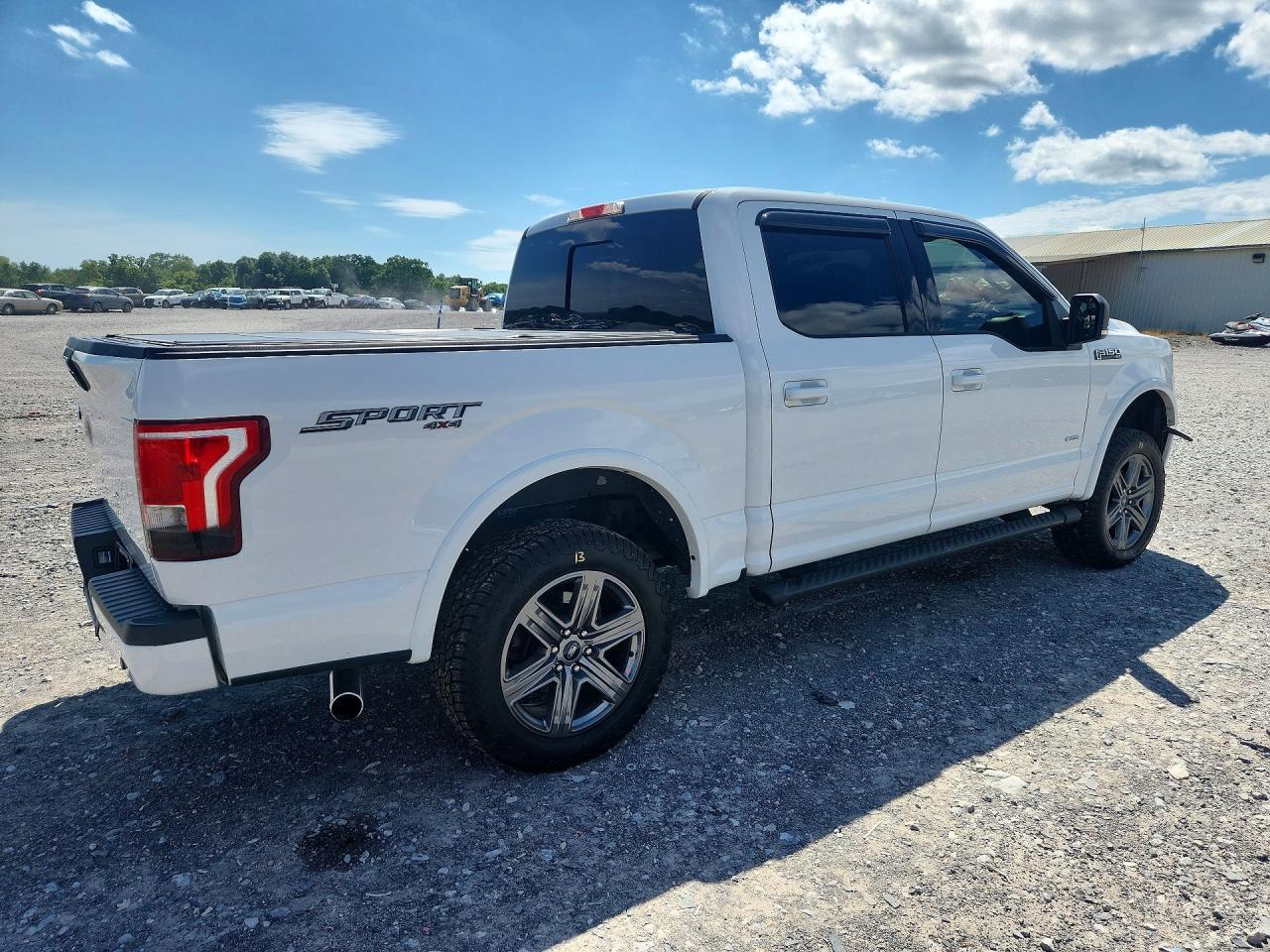 2016 Ford F150 Supercrew - Image 3
