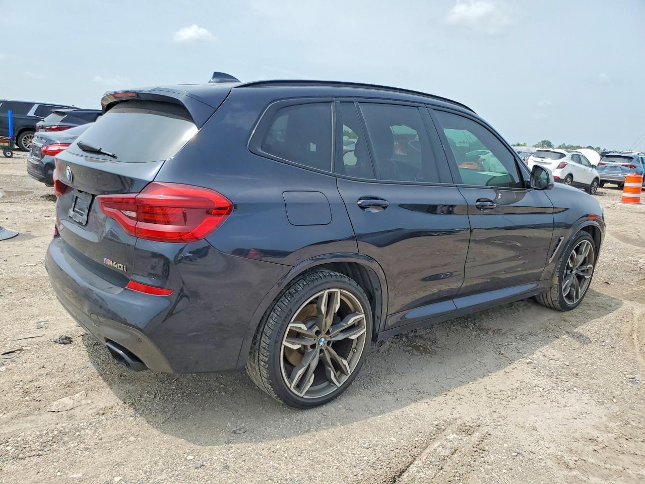 2018 BMW X3 xDrivem40I - Image 3