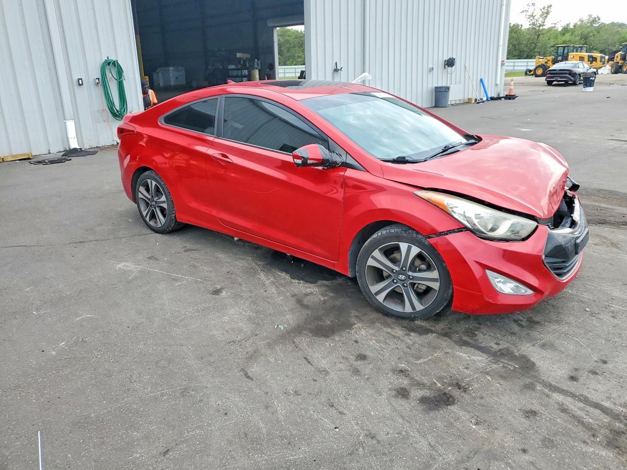 2013 Hyundai Elantra Coupe Se - Image 4
