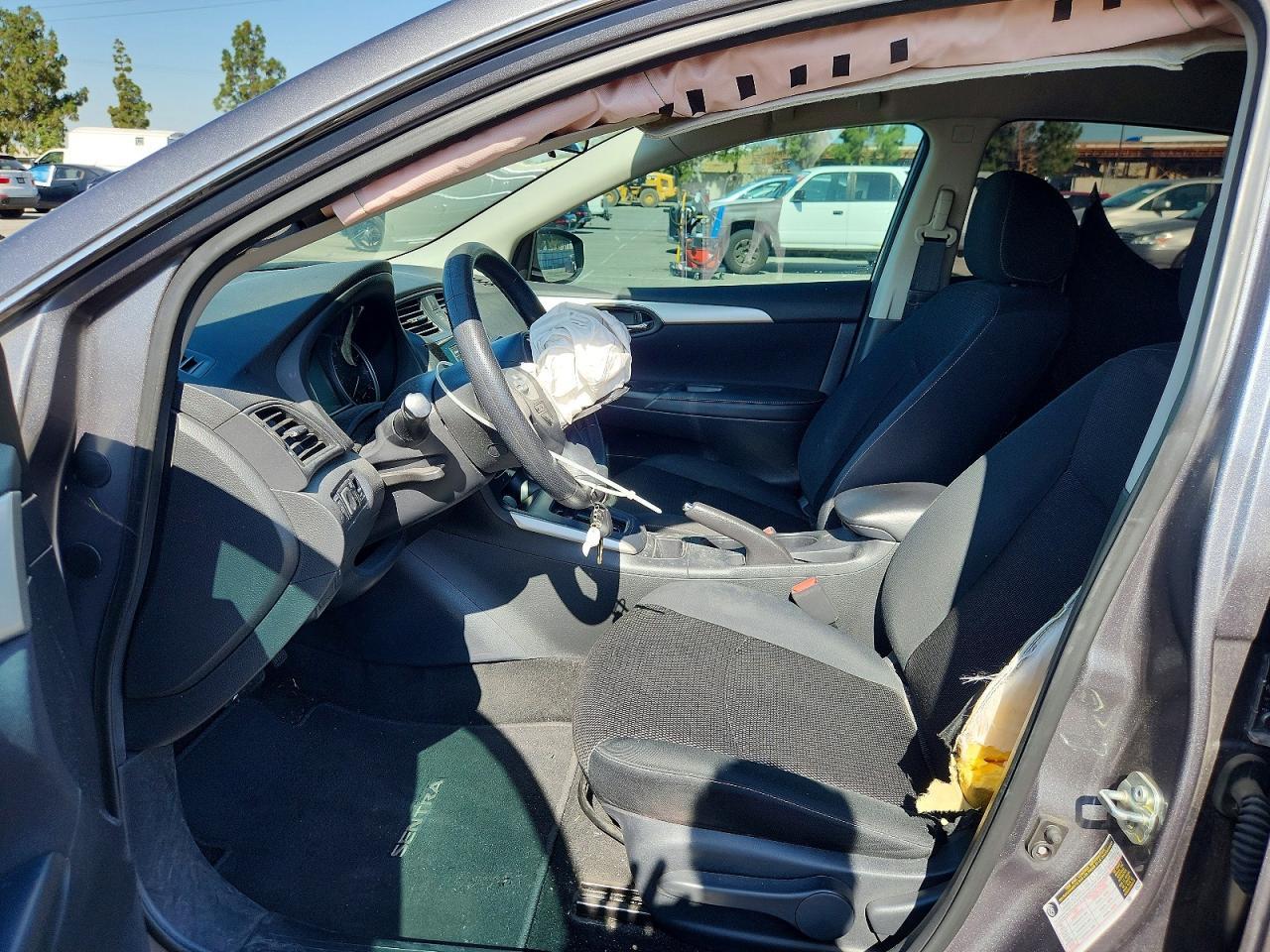 2019 Nissan Sentra S - Фото 7