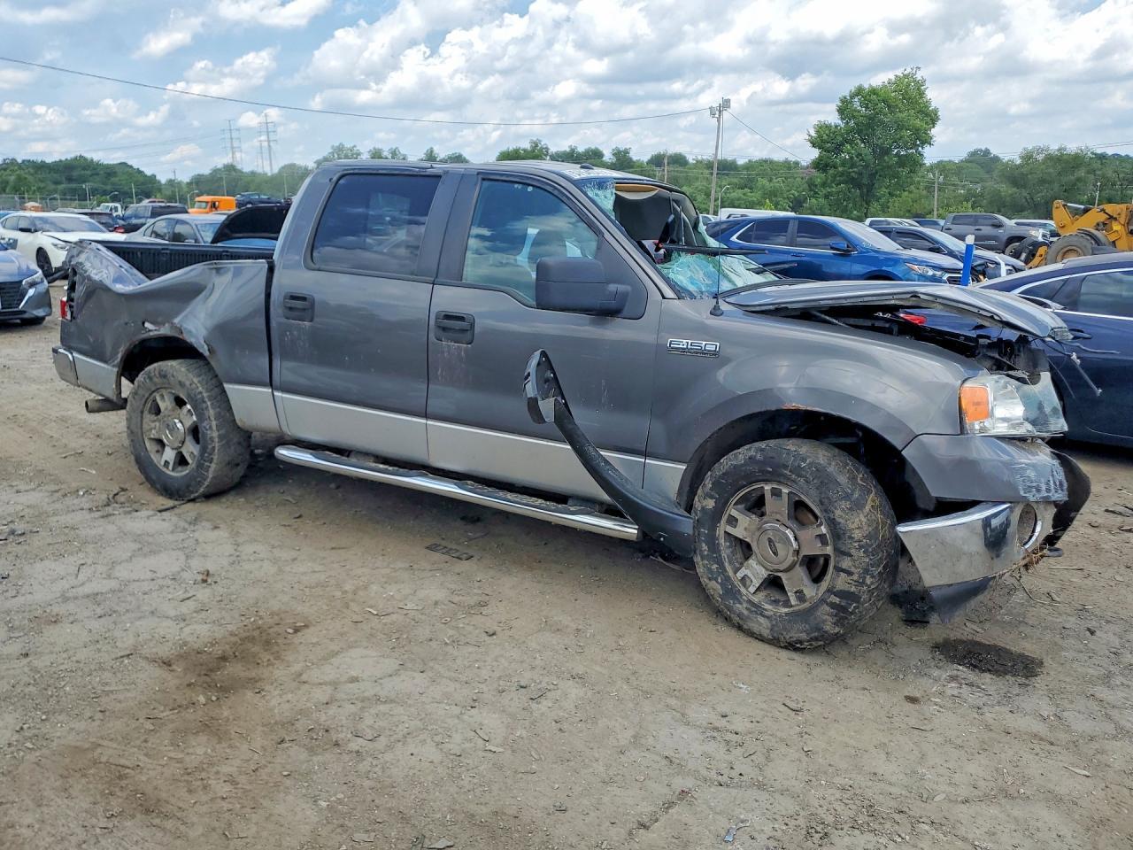 2008 Ford F150 Supercrew - Image 4