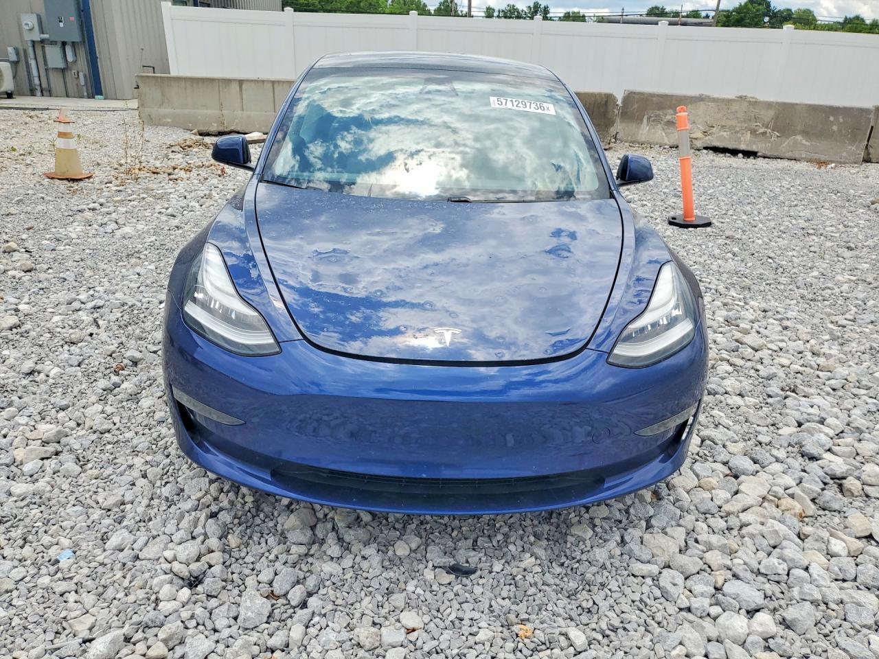 2021 Tesla Model 3 - Image 5