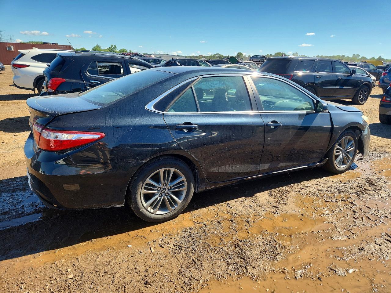 2015 Toyota Camry Se - Фото 3