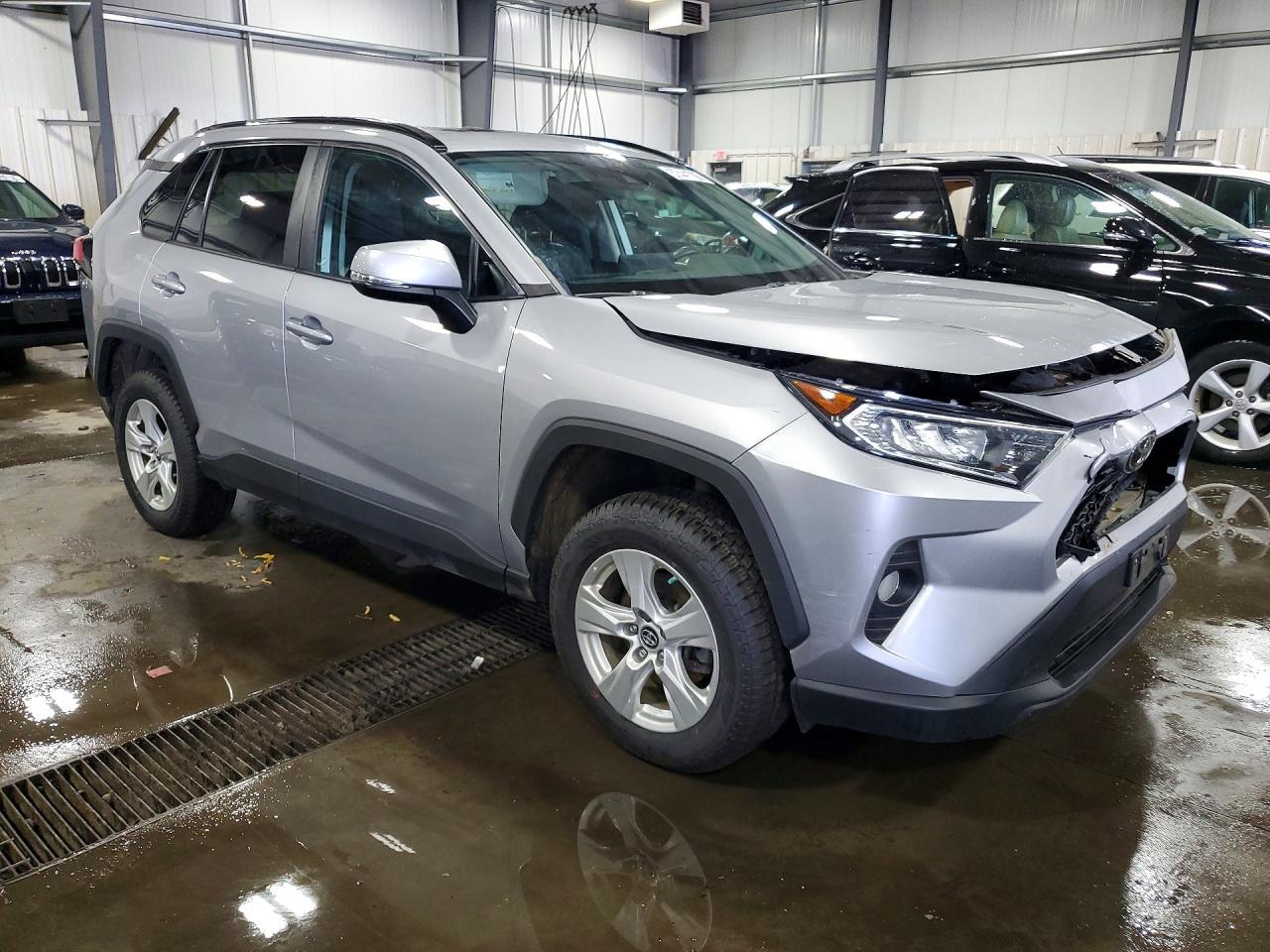 2019 Toyota Rav4 Xle - Фото 4