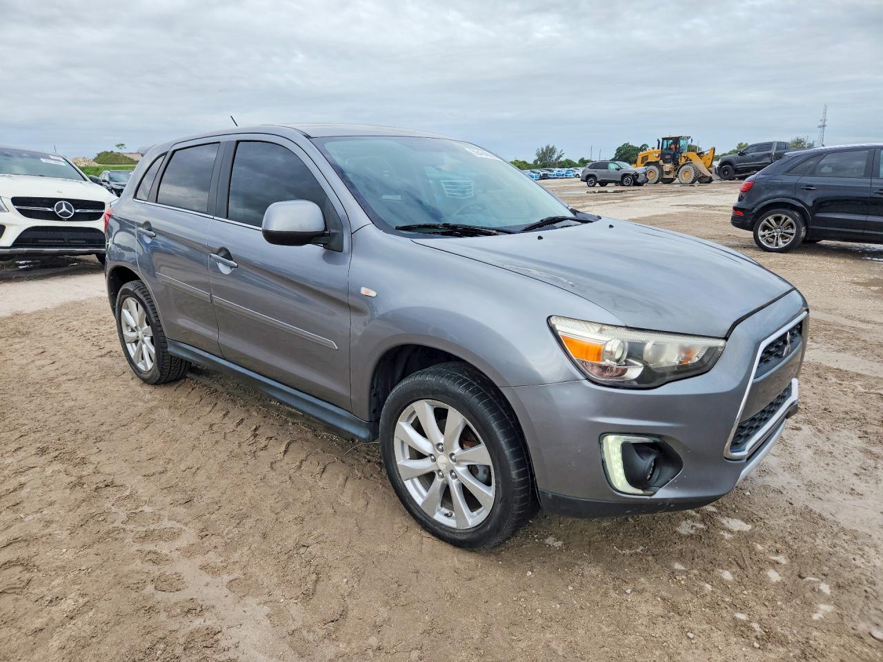 2015 Mitsubishi Outlander Sport Se - Фото 4