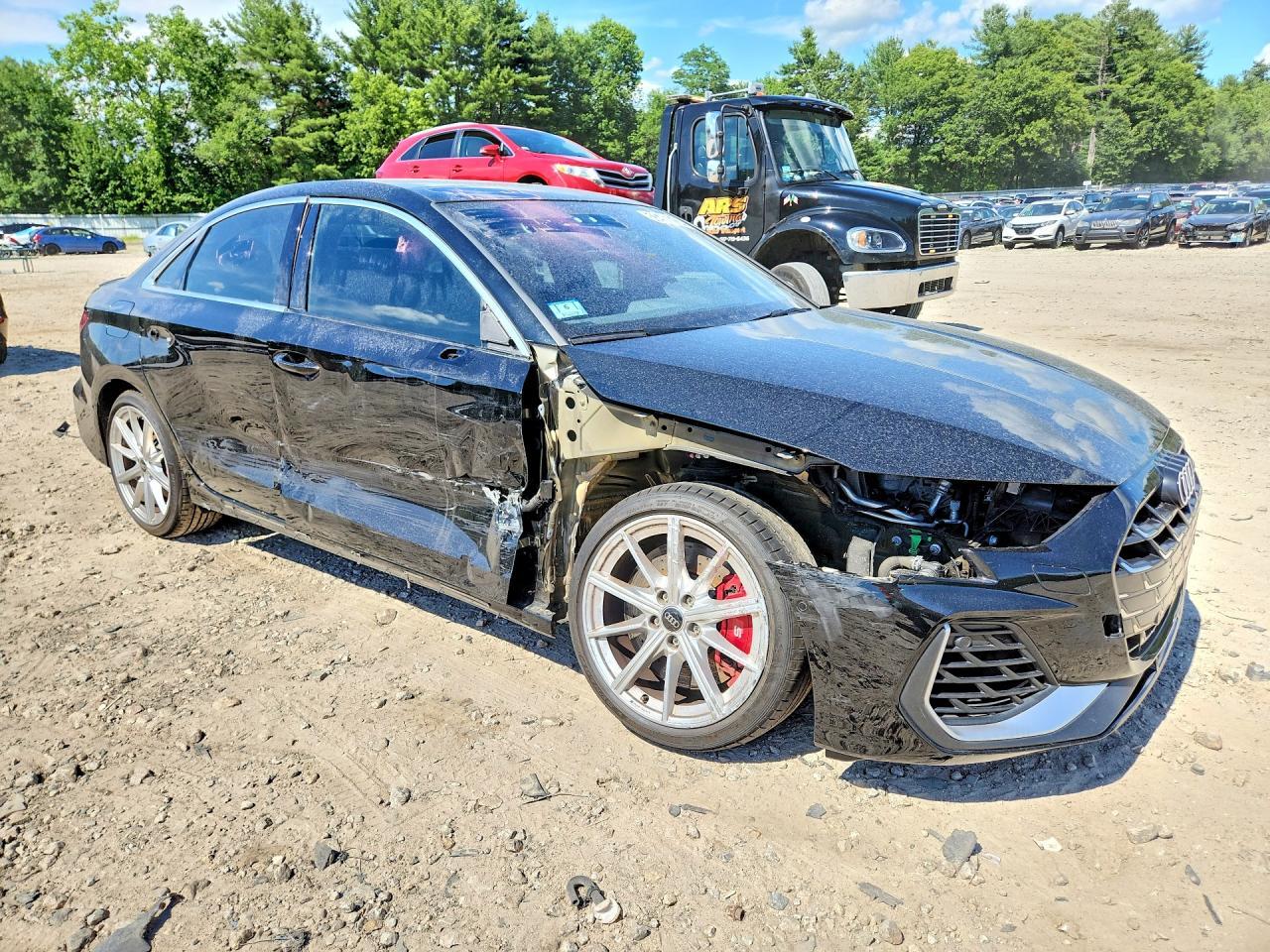 2025 Audi S3 Premium Plus - Фото 4