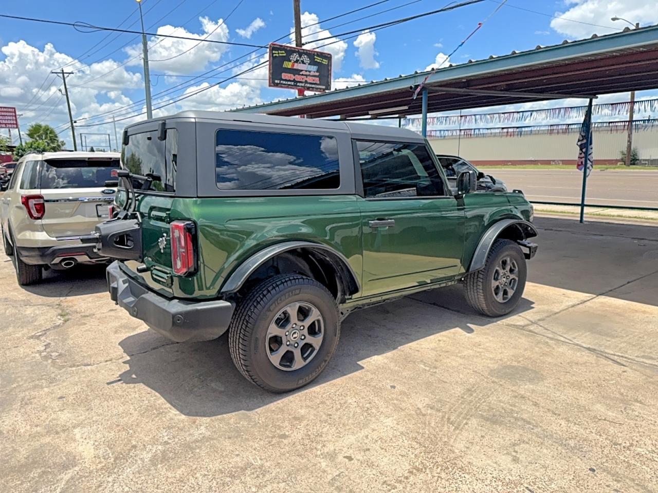 2024 Ford Bronco Big Bend - Image 4