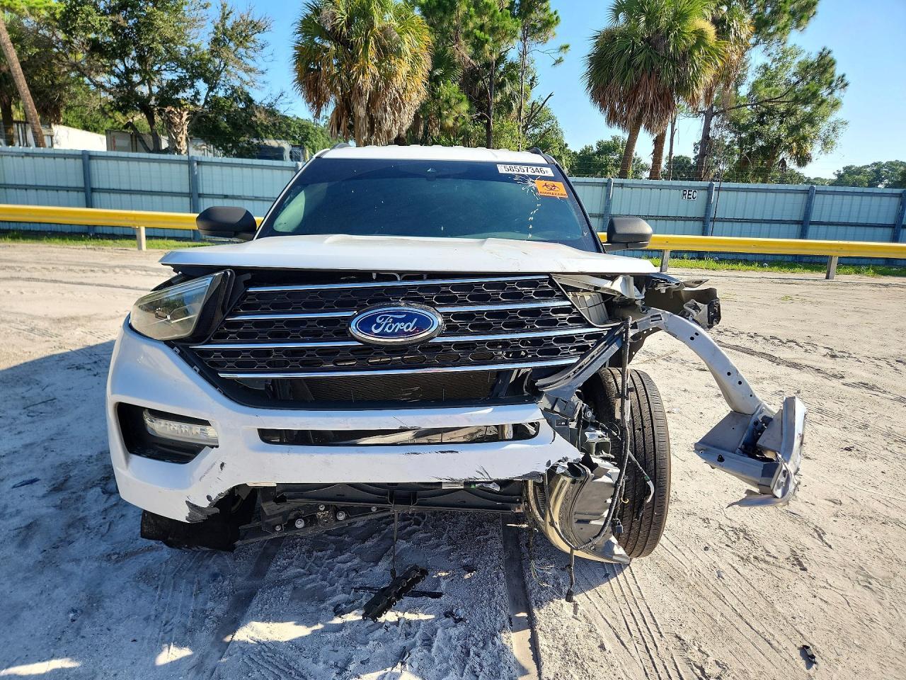 2020 Ford Explorer Xlt - Фото 5