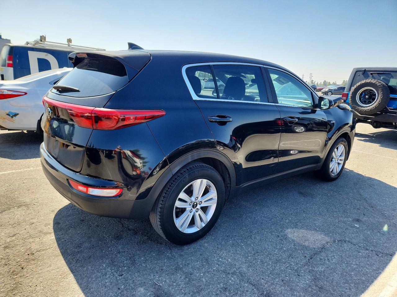 2017 Kia Sportage Lx - Image 3