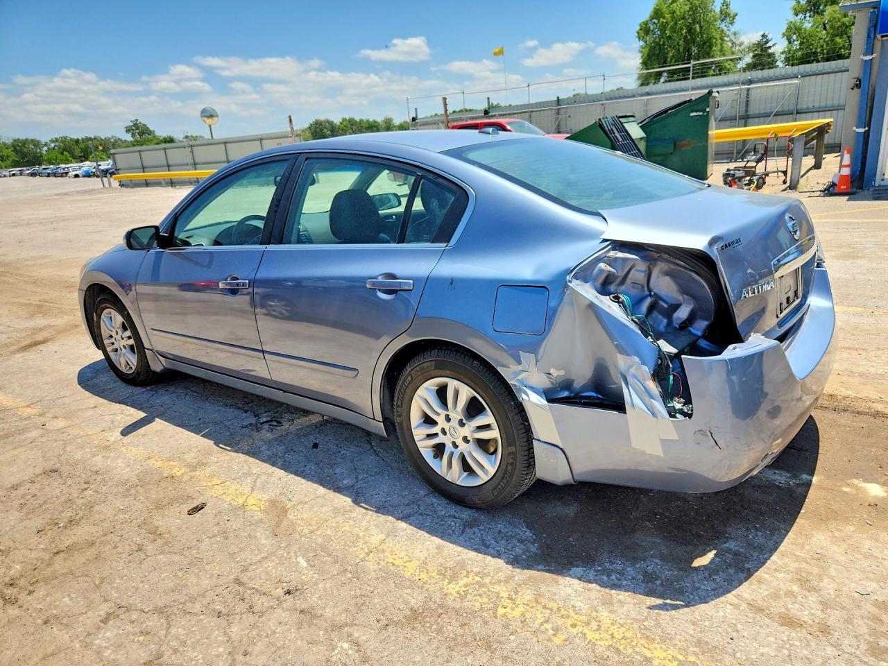 2012 Nissan Altima 2.5 - Image 2