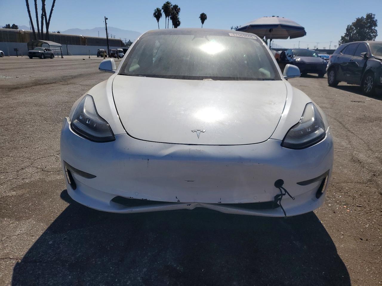 2020 Tesla Model 3 - Image 5