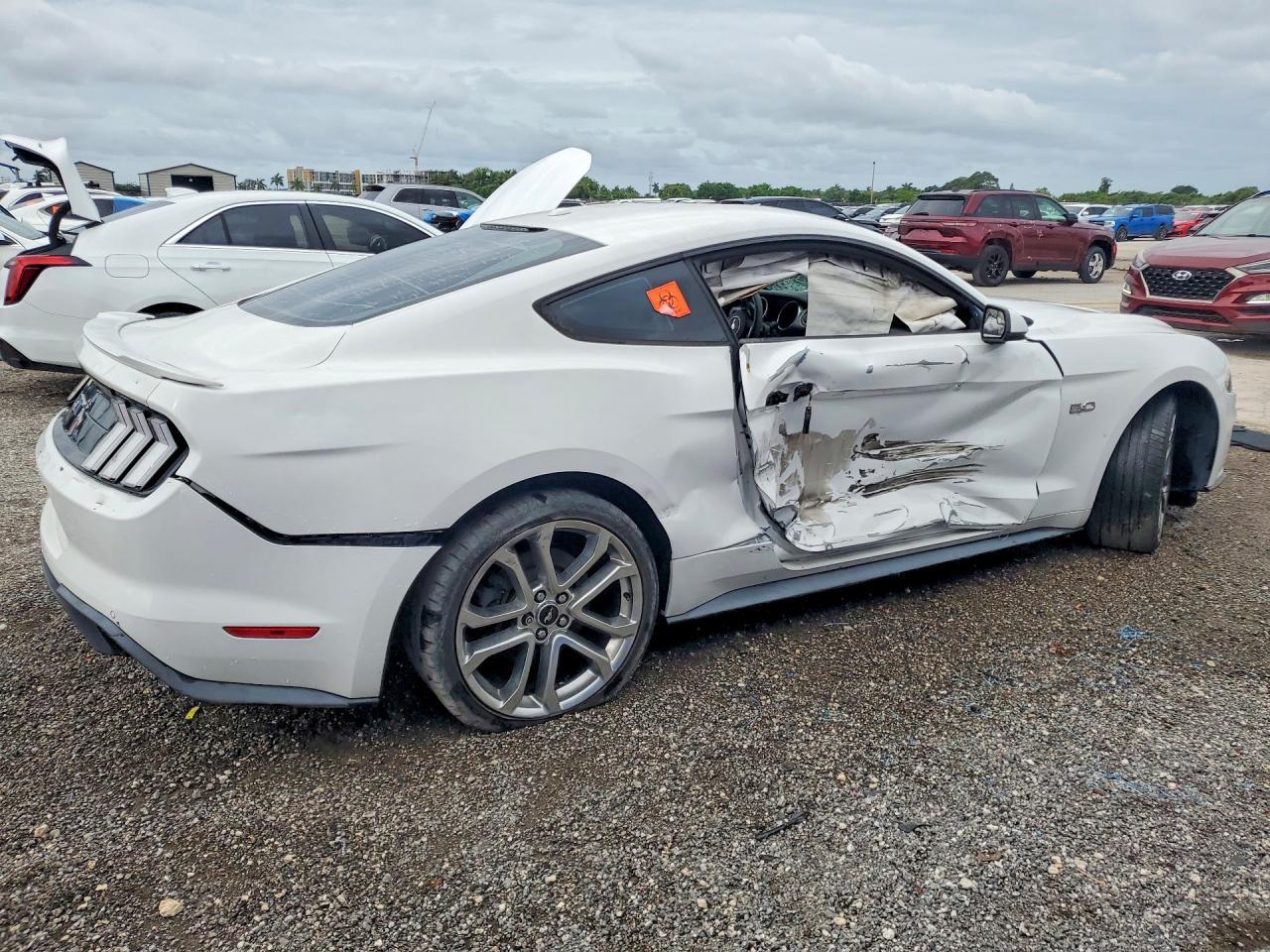 2018 Ford Mustang Gt - Фото 3