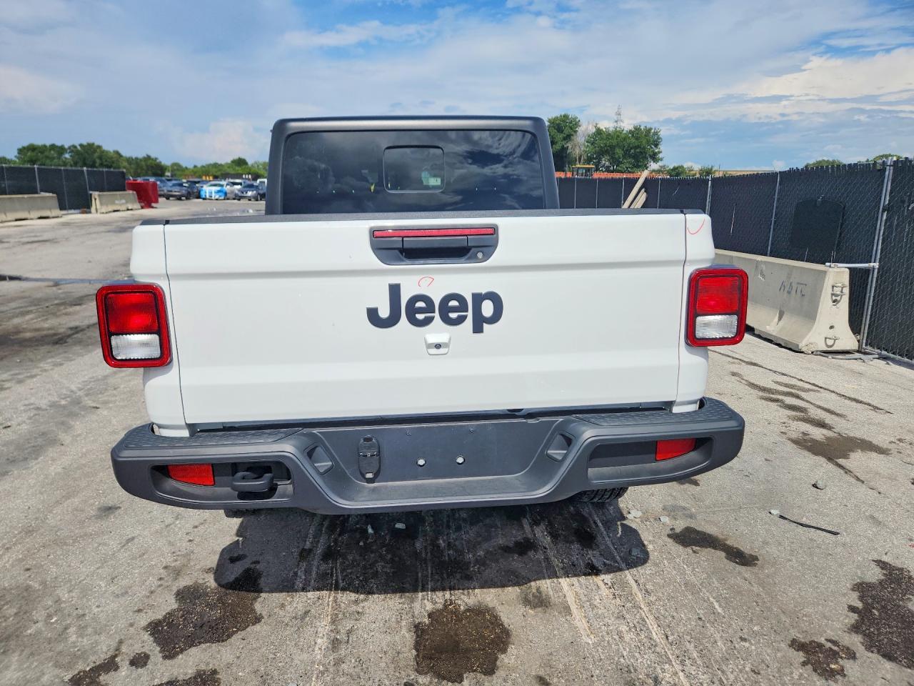 2025 Jeep Gladiator Sport - Фото 6