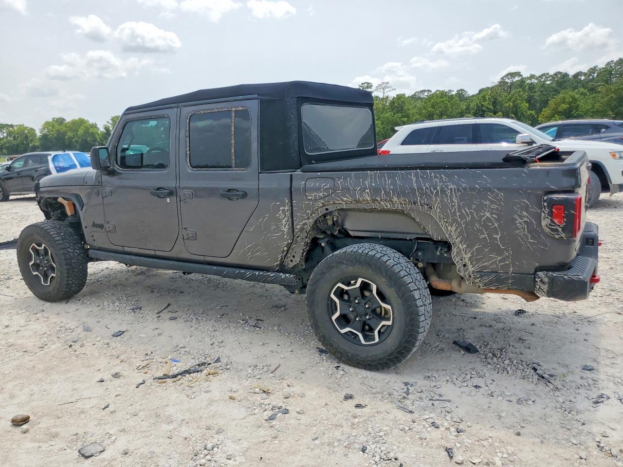 2024 Jeep Gladiator Sport - Image 2