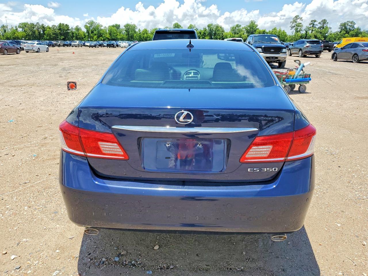 2011 Lexus Es 350 - Image 6