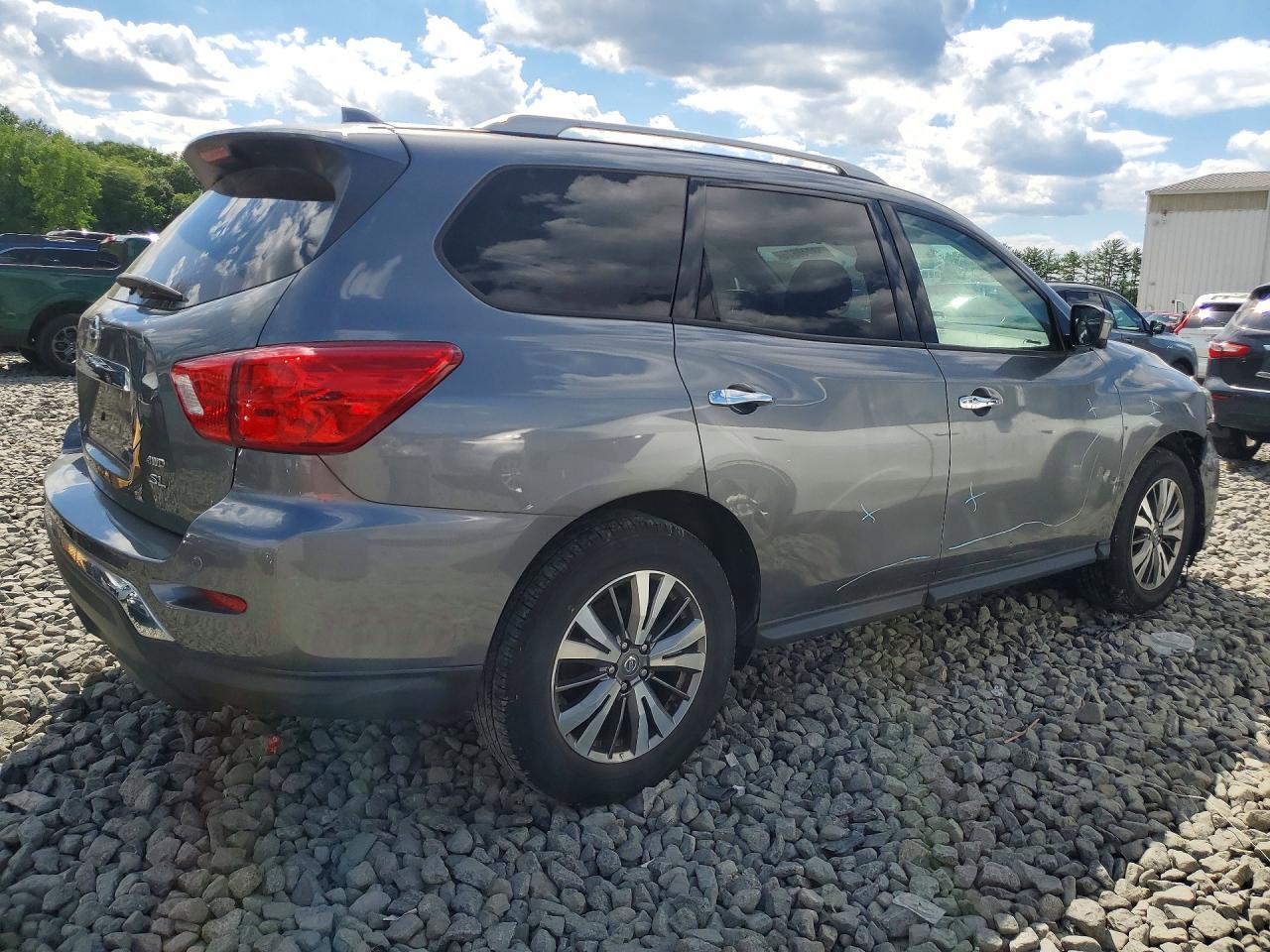 2020 Nissan Pathfinder Sl - Фото 3