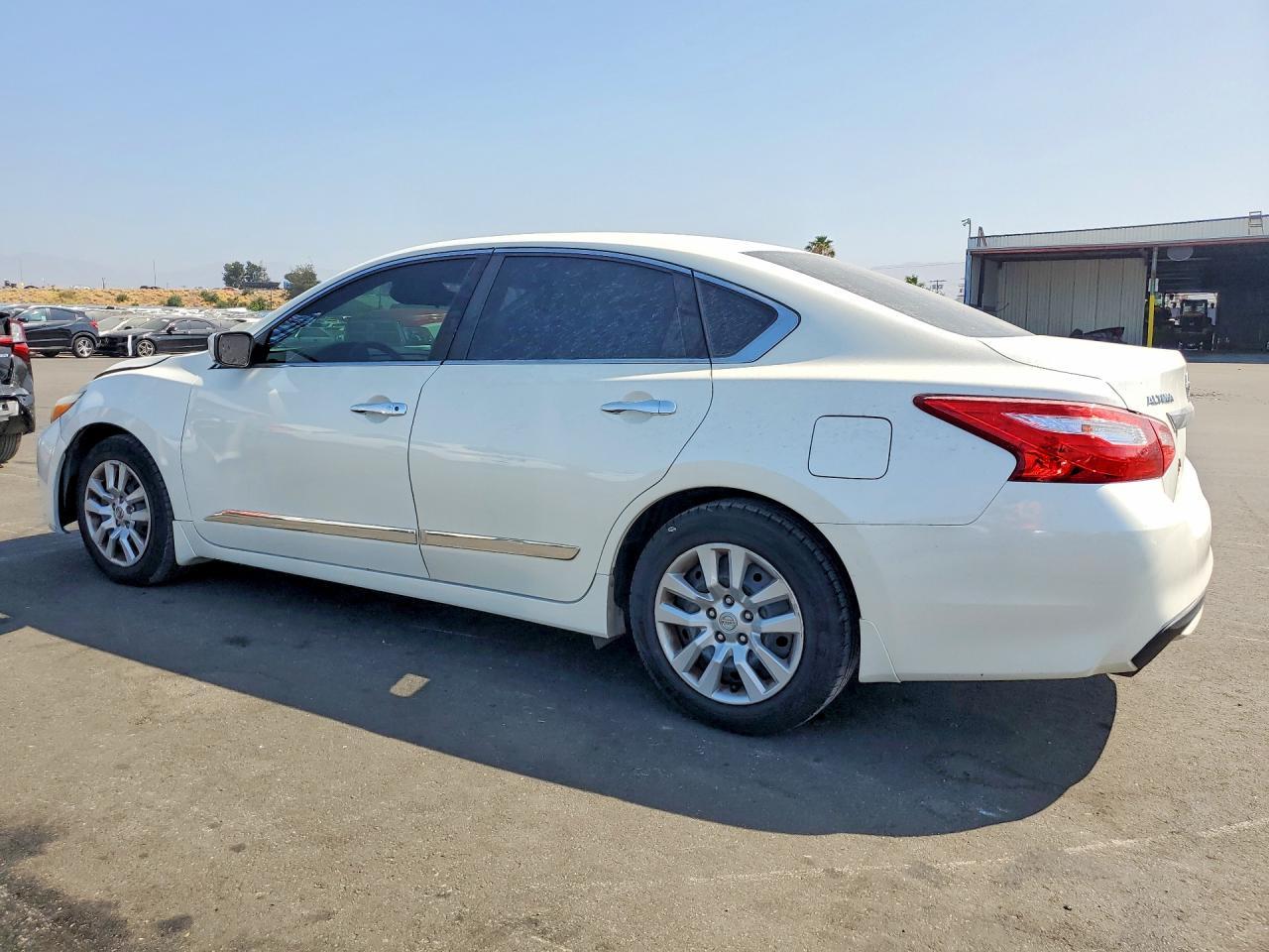 2016 Nissan Altima 2.5 S - Image 2