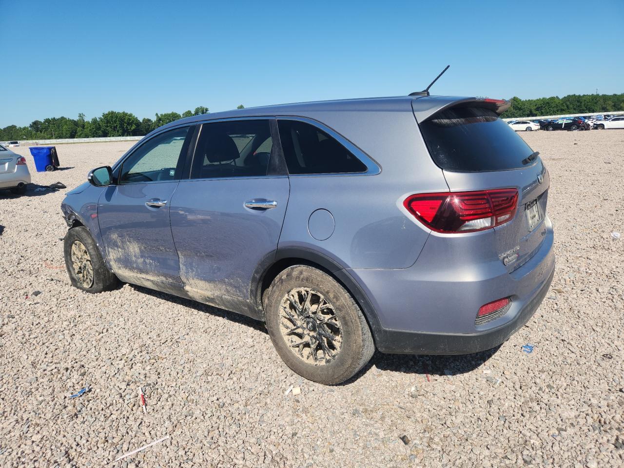 2020 Kia Sorento S - Image 2
